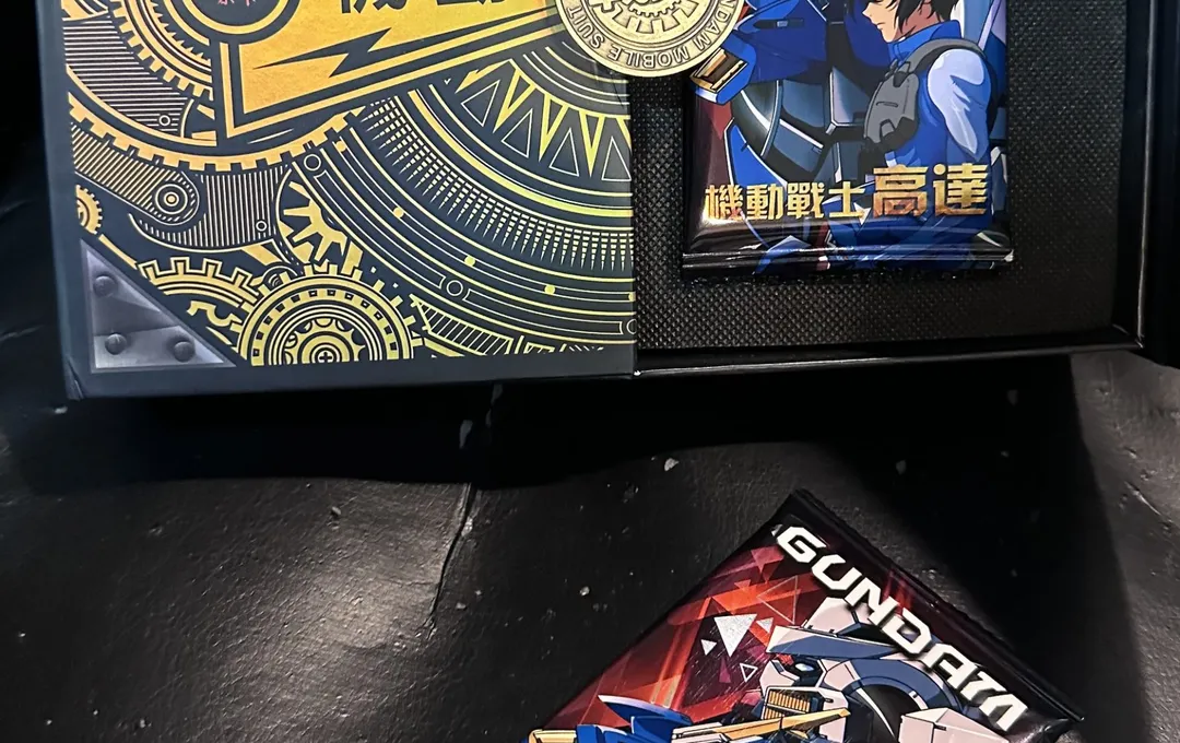 Holy Giant Mech Suits! More Mind-Blowing Gundam Trading Cards