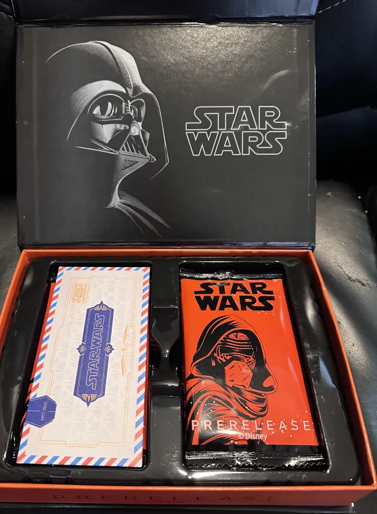 Star Wars 2023: Pre-Release Box view 2